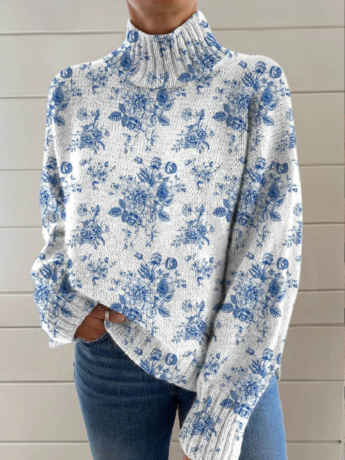 ASHLEY™|BLUE BLOSSOM TURTLENECK