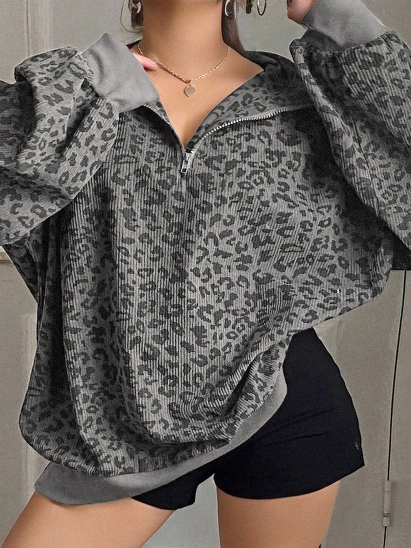 SAVANNAH™ | Leopard Zip-Up Sweatshirt