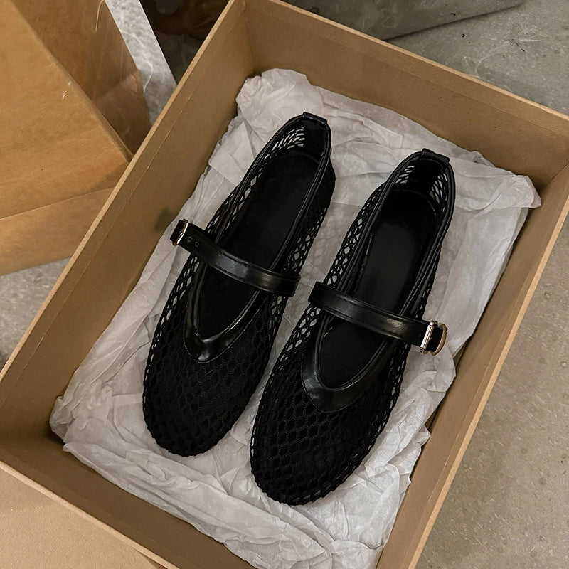 Remi | Airy Ballerinas with Adjustable Strap