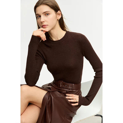 Claire | Minimalist Slim-Fit Turtleneck