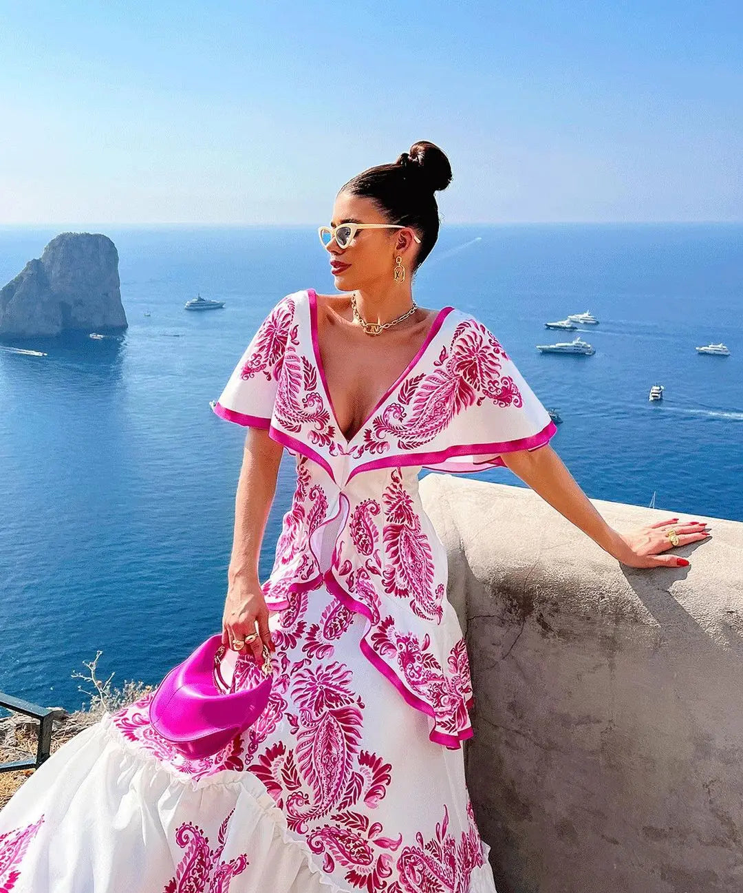 Diane | Sexy Dress with Ruffle Detail - Avery & Hart Boutique