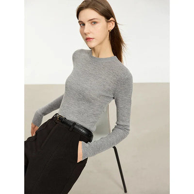 Claire | Minimalist Slim-Fit Turtleneck