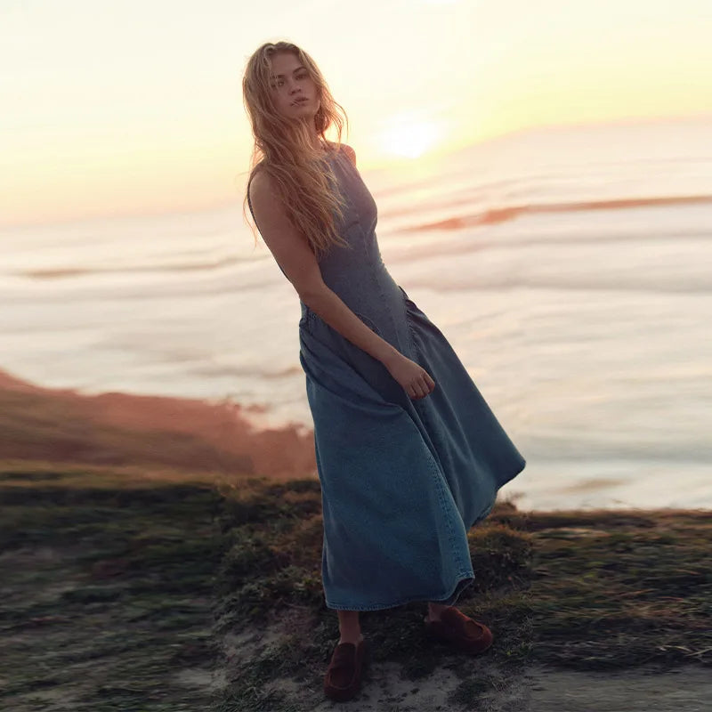 Petra | Open-Back Denim Dress - Avery & Hart Boutique