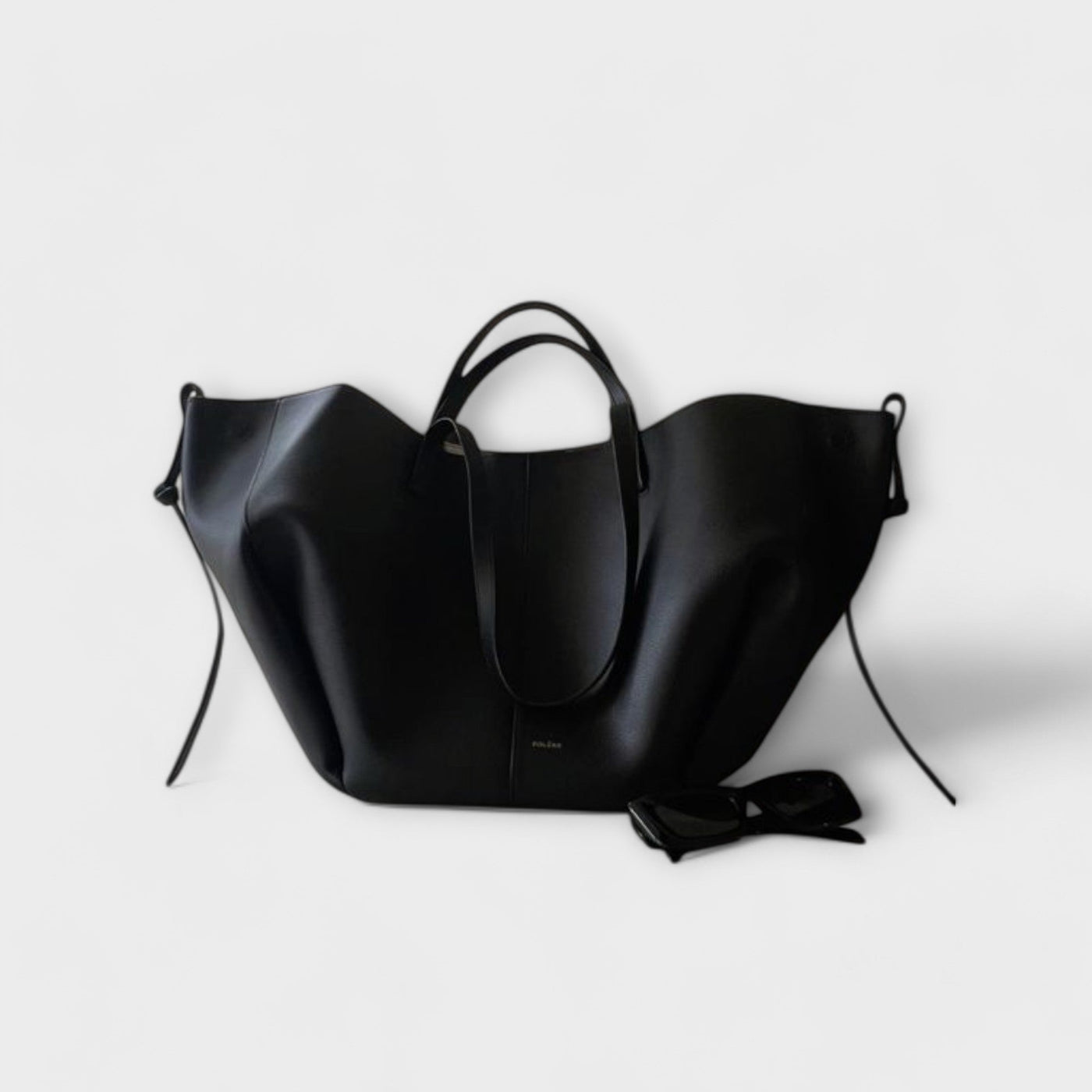 Reem | Vintage Tote Bag