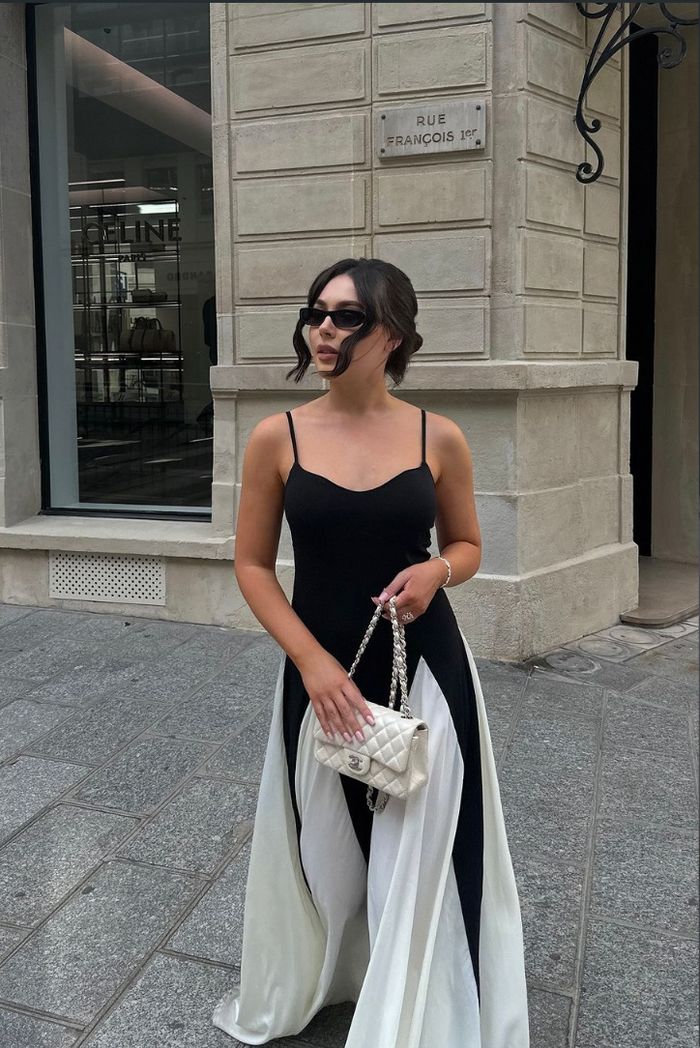 Leticia | Flowline Maxi Dress - Avery & Hart Boutique